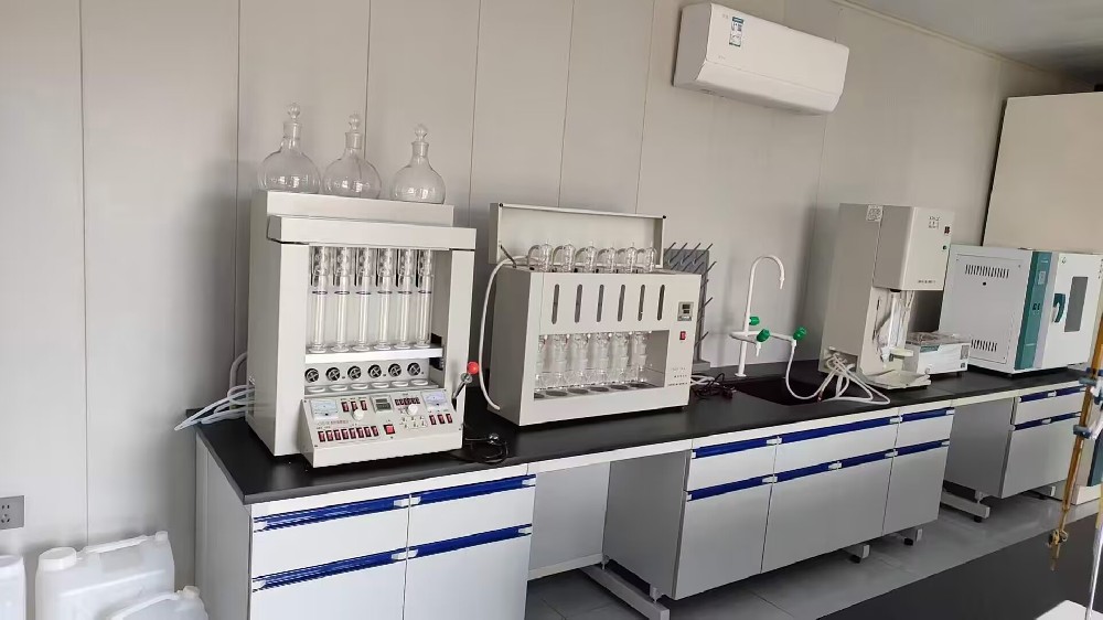 飼料廠化驗儀器及實驗臺安裝案例-天研儀器提供